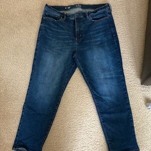 A.n.a size 18 high rise straight capri